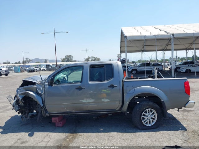 Nissan Frontier Sv