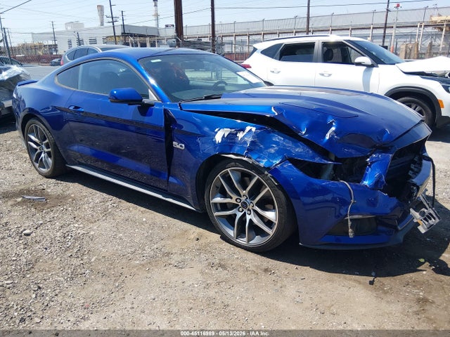 Salvage Ford Mustang Image