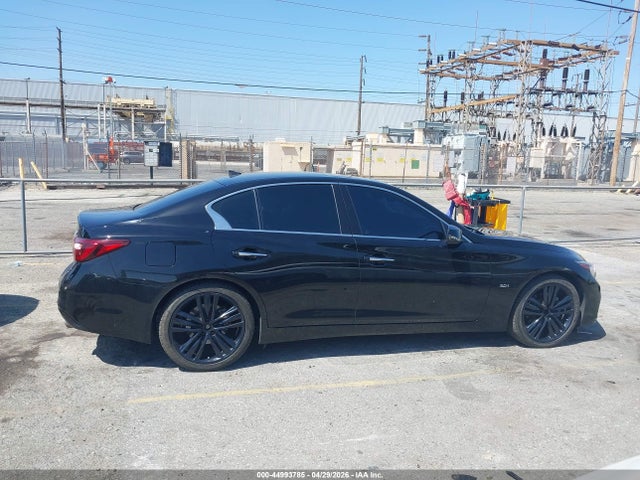 INFINITI Q50 Luxe