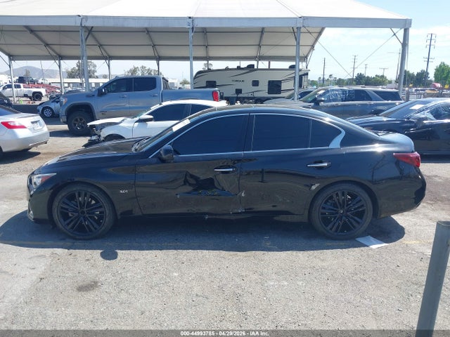 INFINITI Q50 Luxe