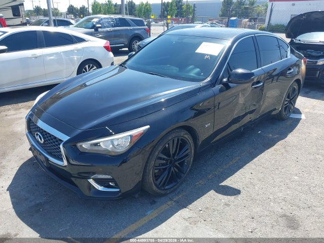 INFINITI Q50 Luxe