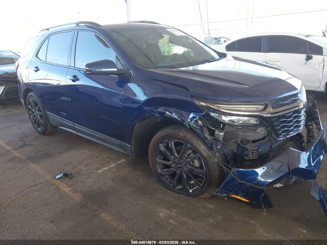 Salvage Chevrolet Equinox Image