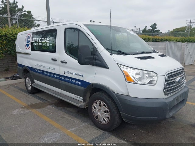 Salvage Ford Transit Image