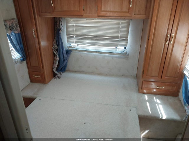 Ford Econoline E450 Super Duty Cutwy  Rv