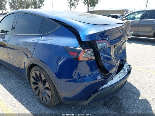 Tesla Model Y Performance Dual Motor All-wheel Drive