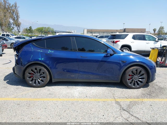 Tesla Model Y Performance Dual Motor All-wheel Drive