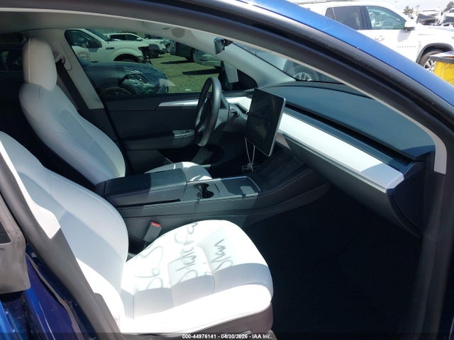 Tesla Model Y Performance Dual Motor All-wheel Drive