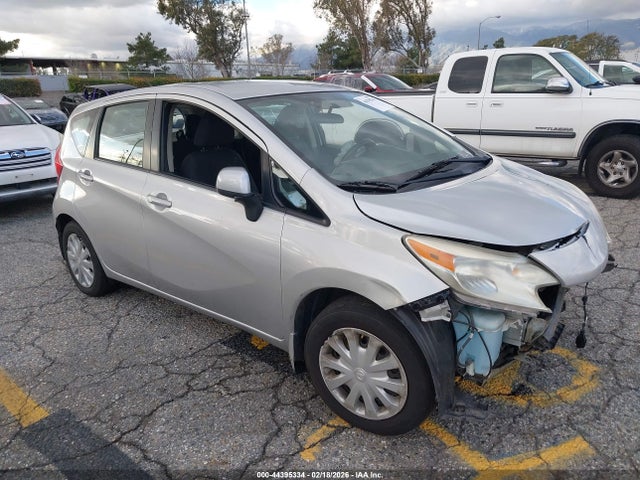 Salvage Nissan Versa Image