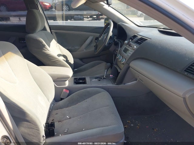 Toyota Camry Ce