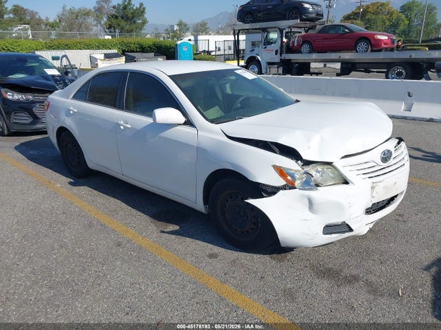 Salvage Toyota Camry Image