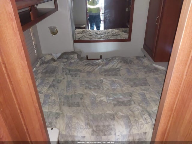 Workhorse Custom Chassis Motorhome Chassis W22