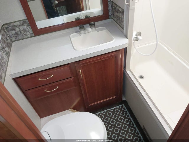 Workhorse Custom Chassis Motorhome Chassis W22