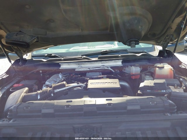 General Motors Sierra 2500HD 4wd  Standard Bed At4