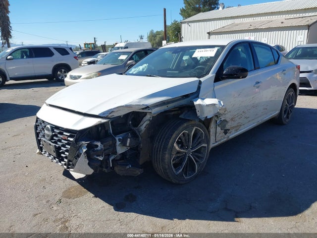 Nissan Altima Sr Intelligent Awd