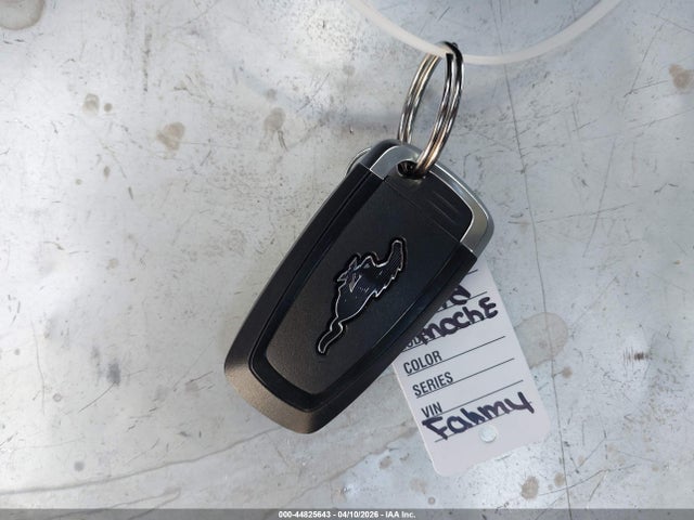 Ford Mustang Premium