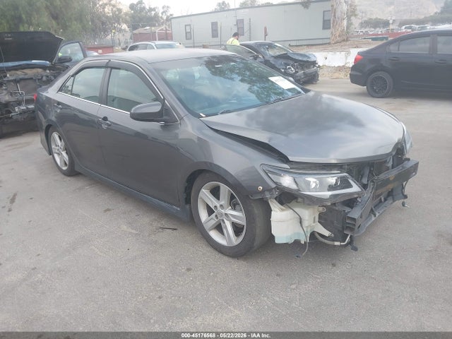 Salvage Toyota Camry Image