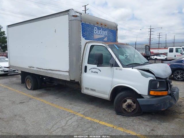 Salvage General Motors Savana Image
