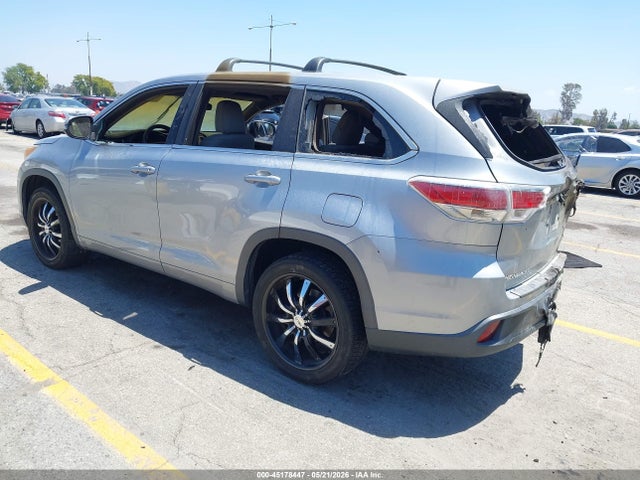Toyota Highlander Le V6