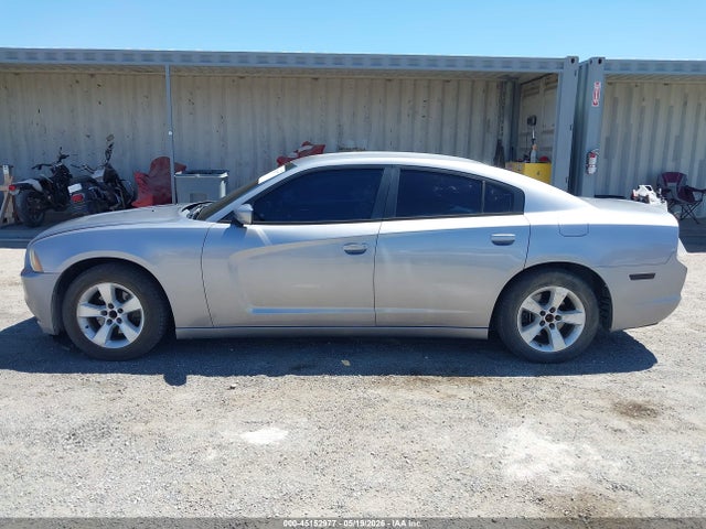 Dodge Charger Se