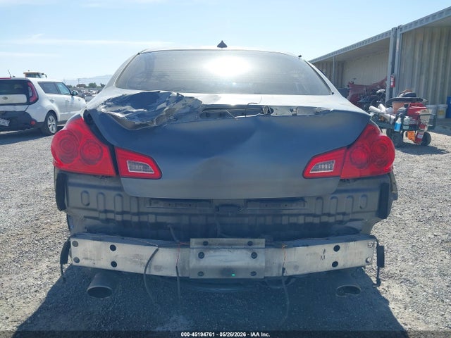INFINITI G37 Journey