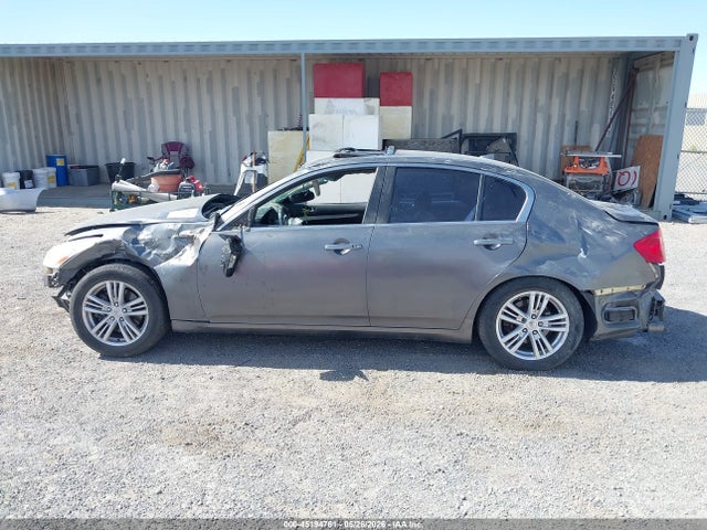 INFINITI G37 Journey
