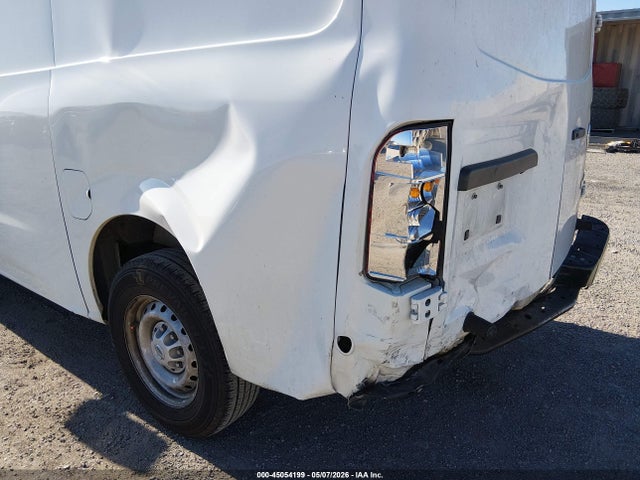 Nissan Nv S V6