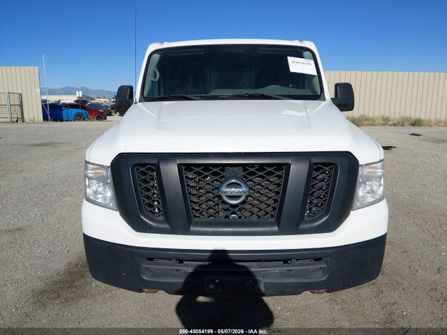 Nissan Nv S V6