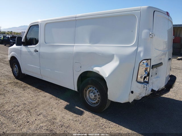 Nissan Nv S V6