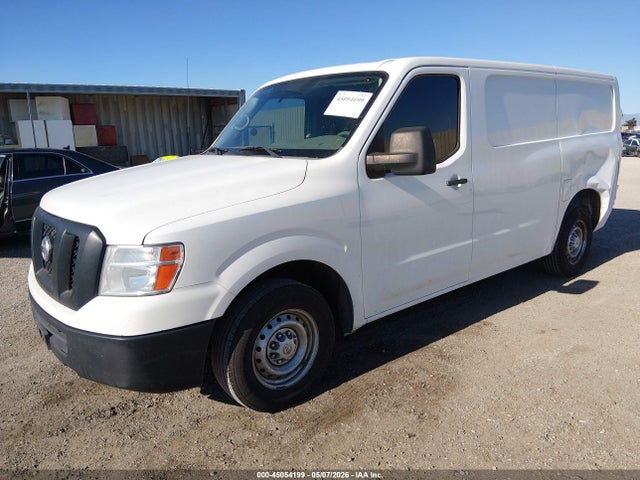 Nissan Nv S V6
