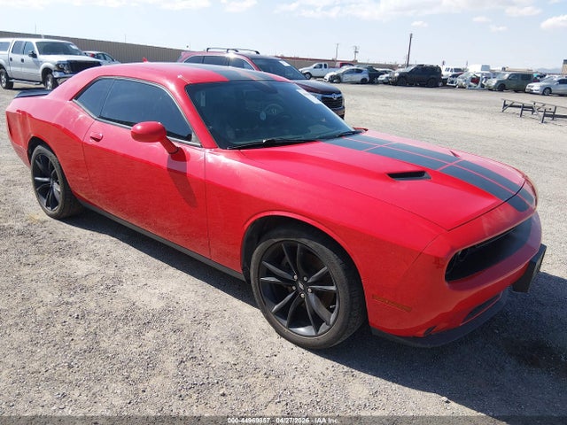 Salvage Dodge Challenger Image