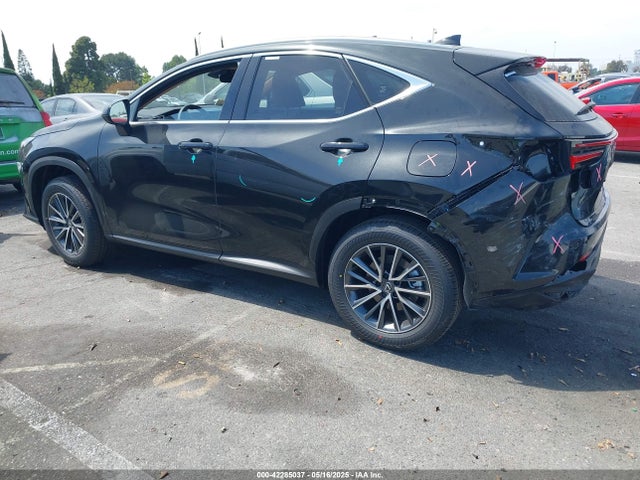 Lexus NX Premium