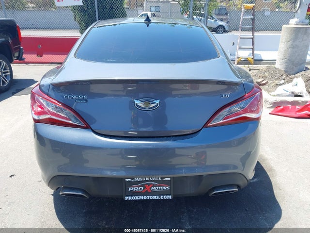 Hyundai Genesis 3.8 Base