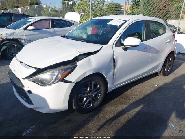 Toyota Yaris Le