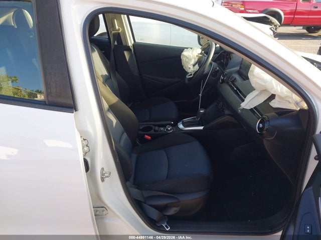 Toyota Yaris Le
