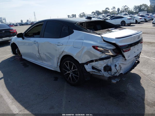 Toyota Camry Xse