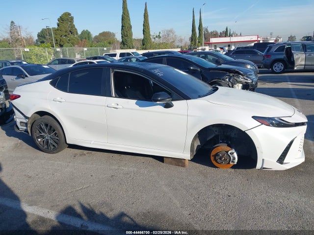 Toyota Camry Xse