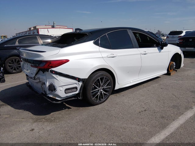 Toyota Camry Xse