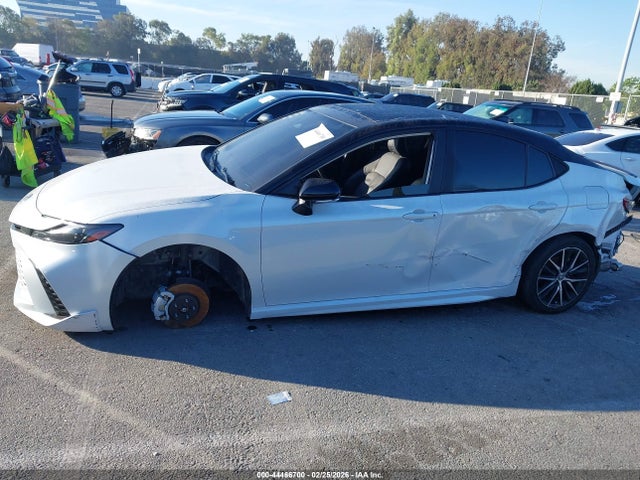 Toyota Camry Xse