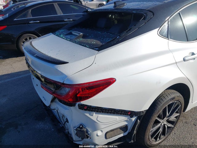 Toyota Camry Xse