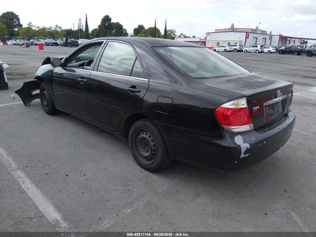 Toyota Camry Std
