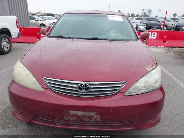 Toyota Camry Le