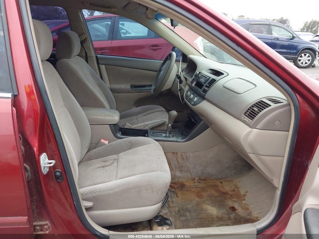 Toyota Camry Le