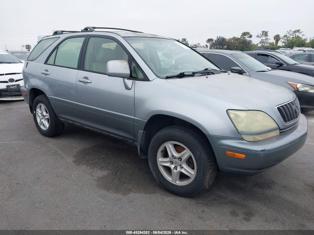 Salvage Lexus RX Image