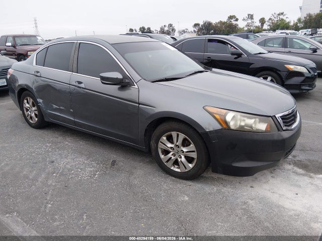 Salvage Honda Accord Image