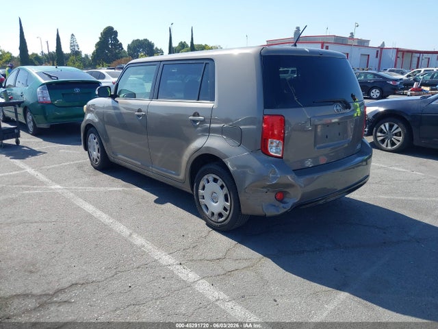 Scion xB