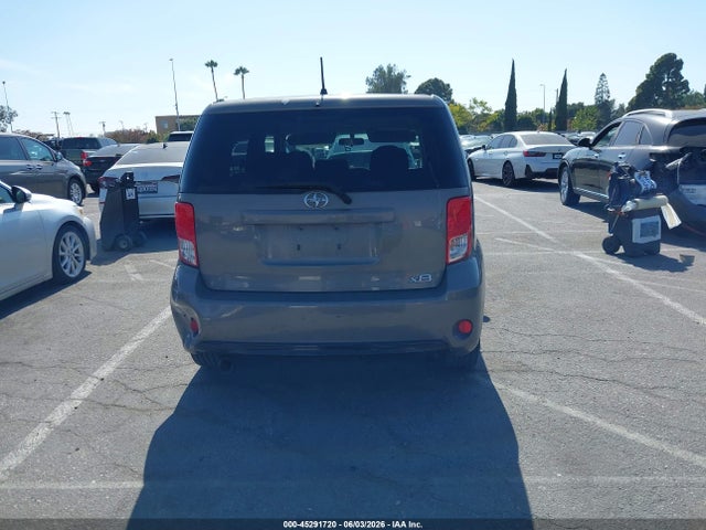 Scion xB