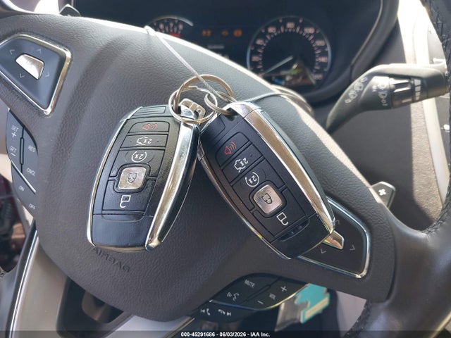 Lincoln MKC Select