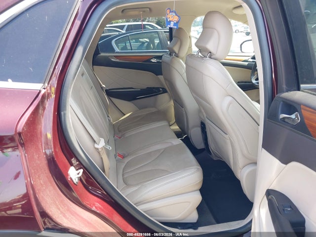 Lincoln MKC Select