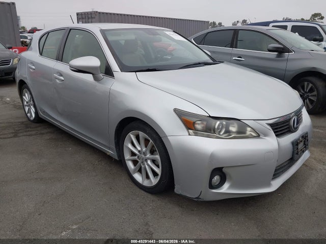 Salvage Lexus Ct Image