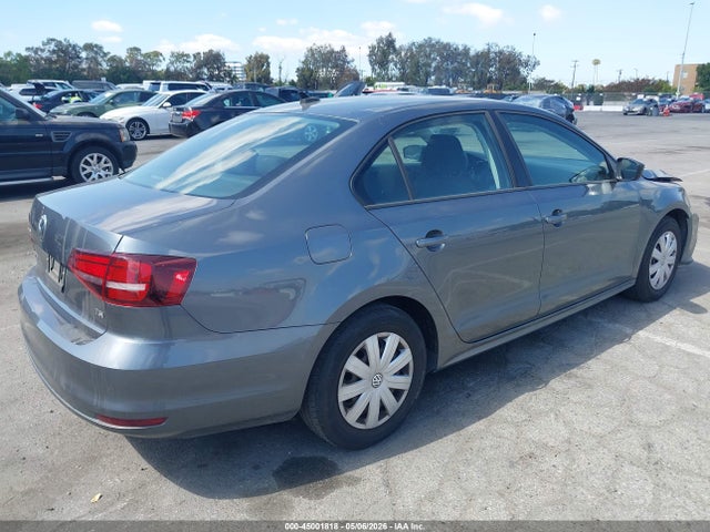 Volkswagen Jetta 1.4t S